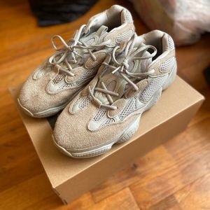 YEEZY 500 SALT size 10.5